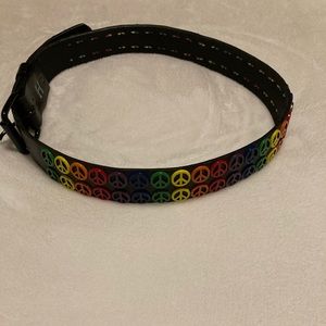 Peace sign belt